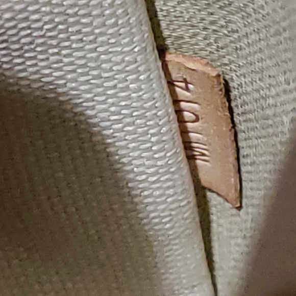 ❗SOLD❗ Authentic LV Trouville - Picture 3 of 15